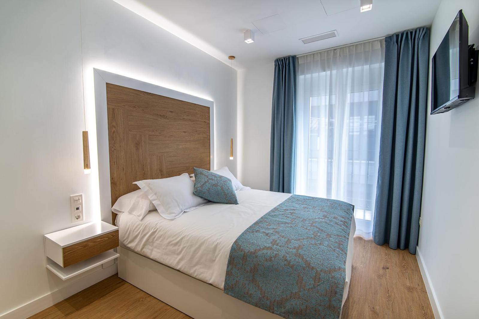 Mq Suites Veronica Valdepeñas Buitenkant foto