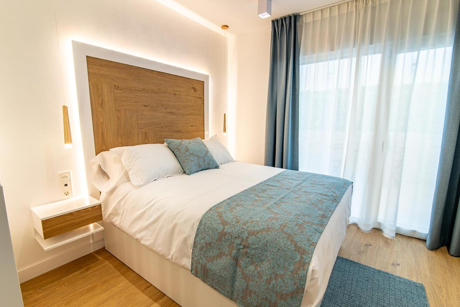 Mq Suites Veronica Valdepeñas Buitenkant foto